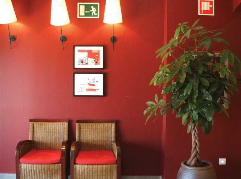 Hotel Campanile Madrid Alcalá de Henares Exterior foto